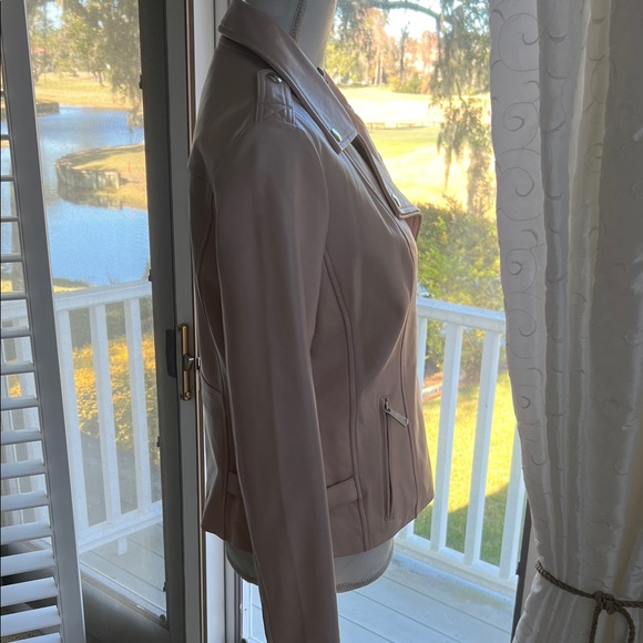 Neiman Marcus Soft Pink Leather Jacket - Picture 7 of 13